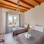Apartment Takis Guesthouse-orneda-hermoupolis