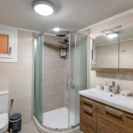 Takis Guesthouse-orneda-hermoupolis * Ermoupoli